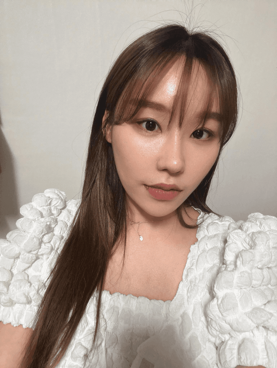 자가늑 코재수술과 비순각 교정 — 코가 낮아 보이고 입이 나와 보였던 사례의 판단 과정 관련 이미지 1/15