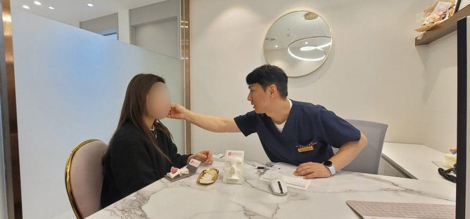 휜코수술, 어디서부터 시작해야 할까 — 비중격을 먼저 세우는 이유와 늑연골 선택 관련 이미지 8/8