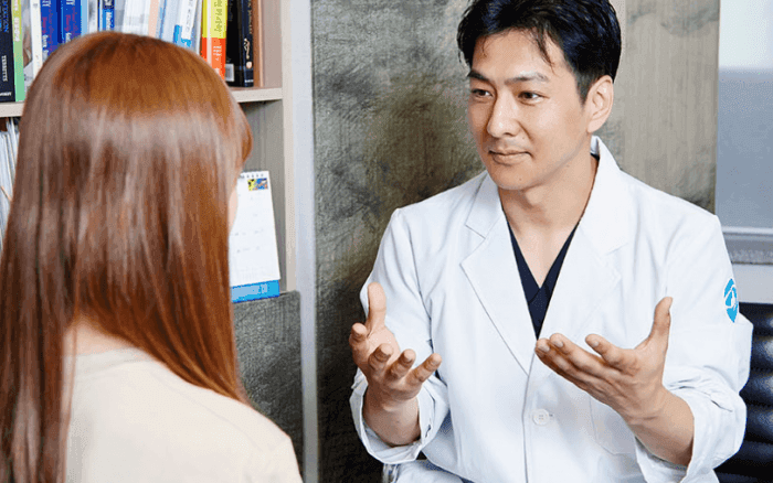 처음 코성형을 고민할 때 묻는 것들 — 실리콘 교체 주기·마취·코살·부작용까지 관련 이미지 3/10