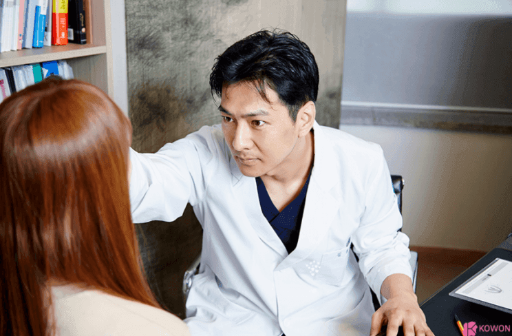 보형물 없이 콧볼축소, 가능할까요 — 코끝 중심과 비주로 판단하는 기준 관련 이미지 3/10
