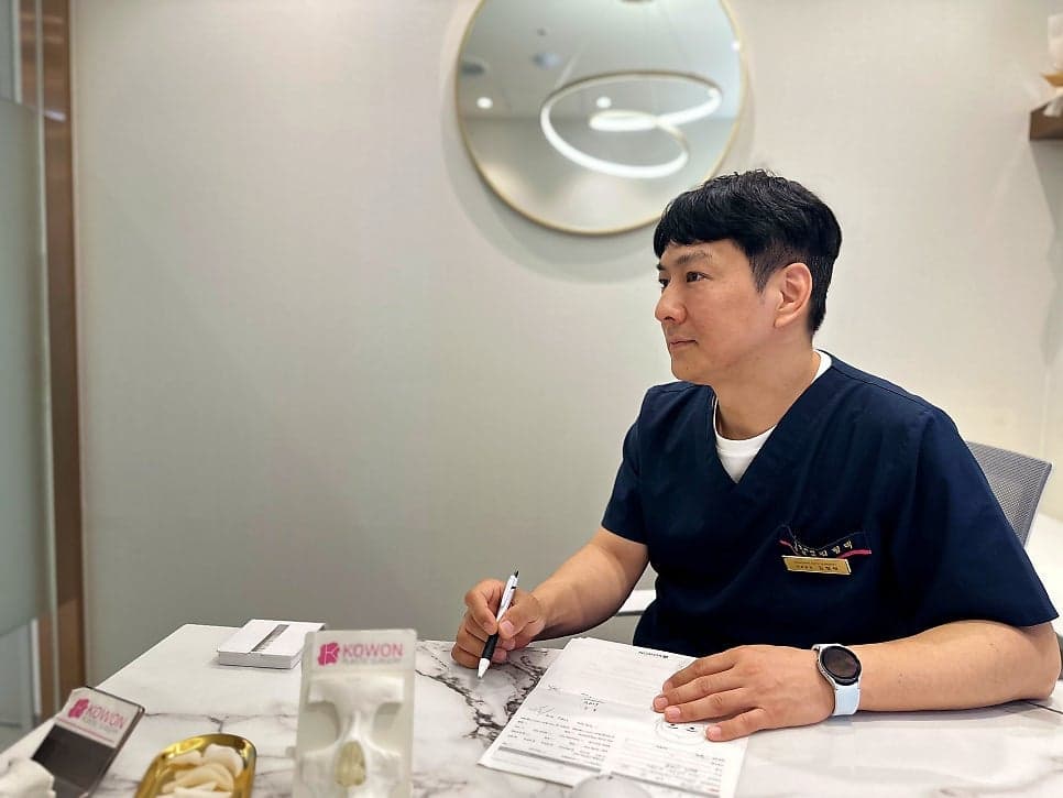 예쁜 코의 기준은 무엇일까 — 얼굴과의 조화, 그리고 보형물이 부담될 때의 RIBFIT™ 리브핏 관련 이미지 2/12