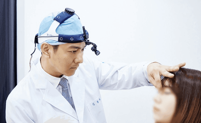 코수술 후 실밥 제거하고 통증이 심하다면 — 염증과 자극 반응을 구분하는 기준 관련 이미지 4/10