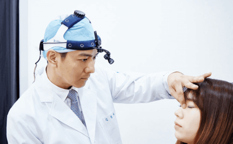 작고 낮은 코의 코끝 연골묶기 — 지지 구조와 균형으로 라인을 만드는 과정 관련 이미지 4/10
